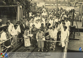 Peresmian Jembatan Ponton (Leigthon I) 16 April 1959 yang diresmikan oleh Ny. H Dt Wan Abdurrahma...